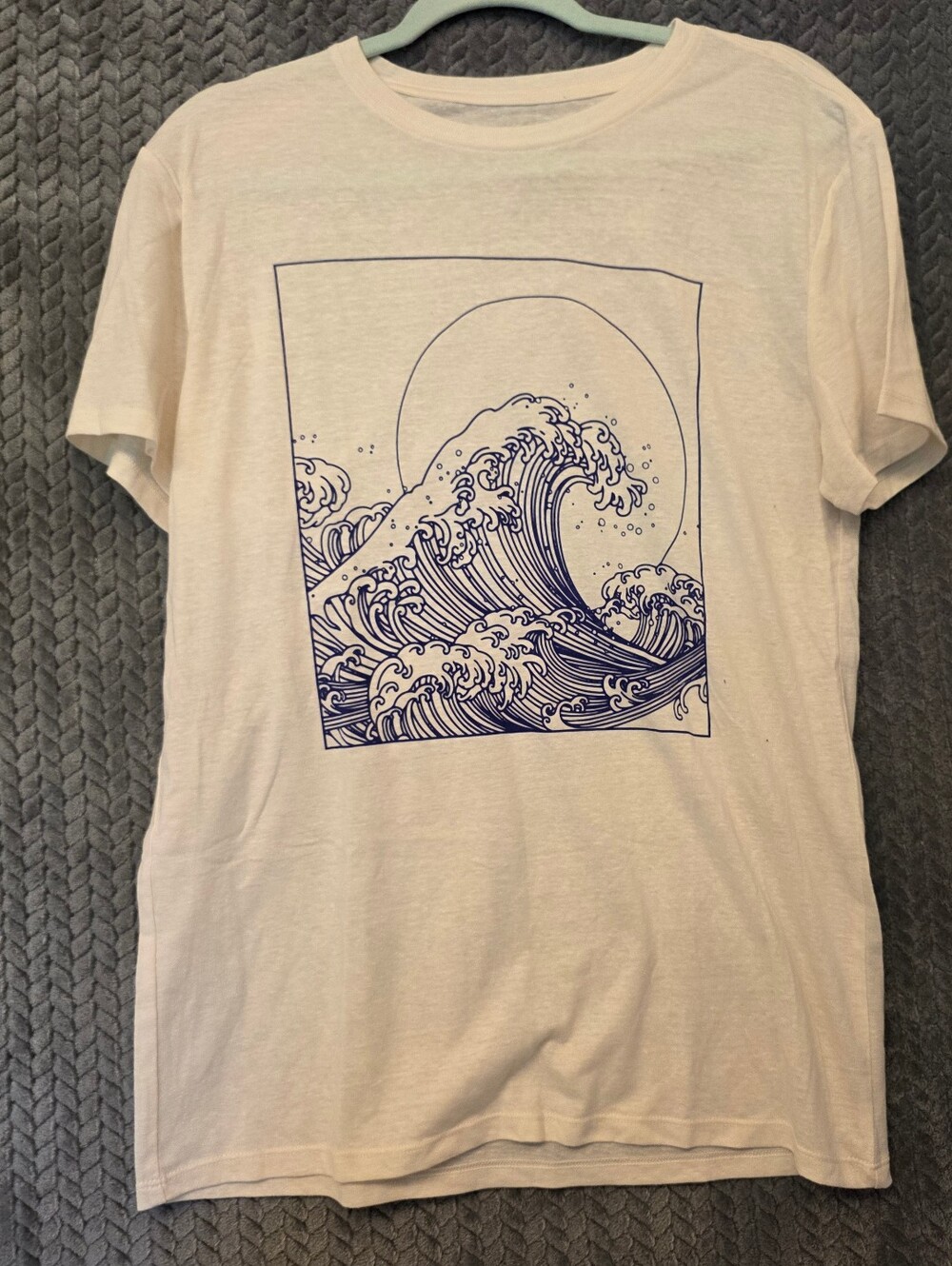 Men's Cream Short-Sleeve Wave Graphic Tee